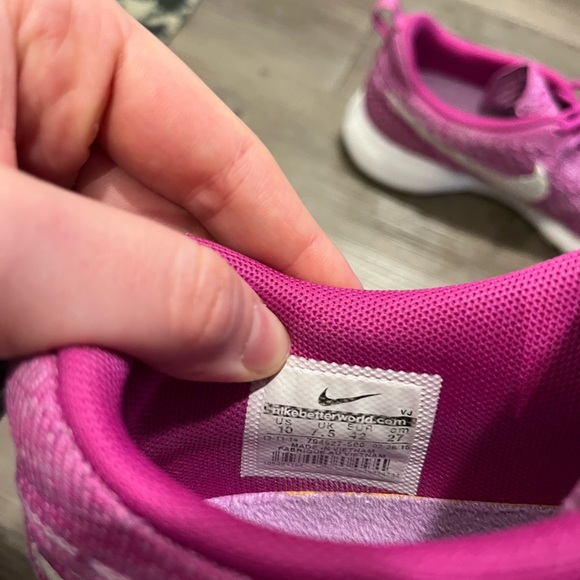 Nike Flyknit Roshe Runs - Picture 3 of 6